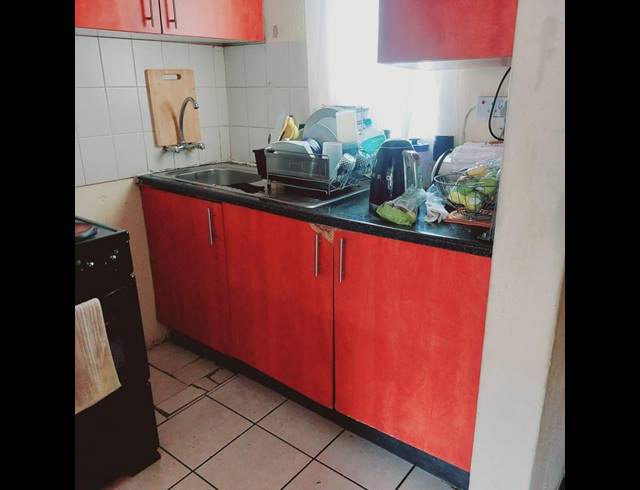 2 BEDROOM PROPERTY TO RENT IN VELD EN VLEI